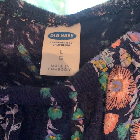 Off shoulder old navy top! - Picture 3 of 4